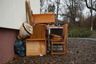 Outdoor Furniture Disposal in Sacramento, CA
